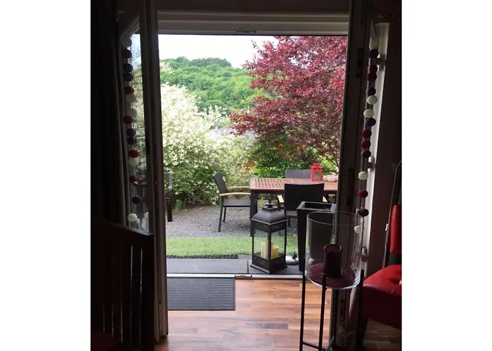 Lower Terrace アパート *